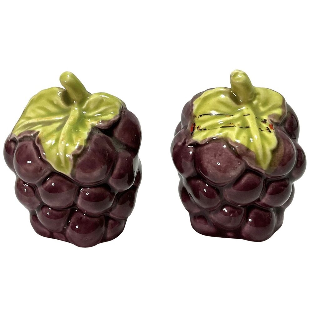 Vtg Grapes Salt & Pepper Shakers Ceramic 3" H X 2" W Signed 39 PH